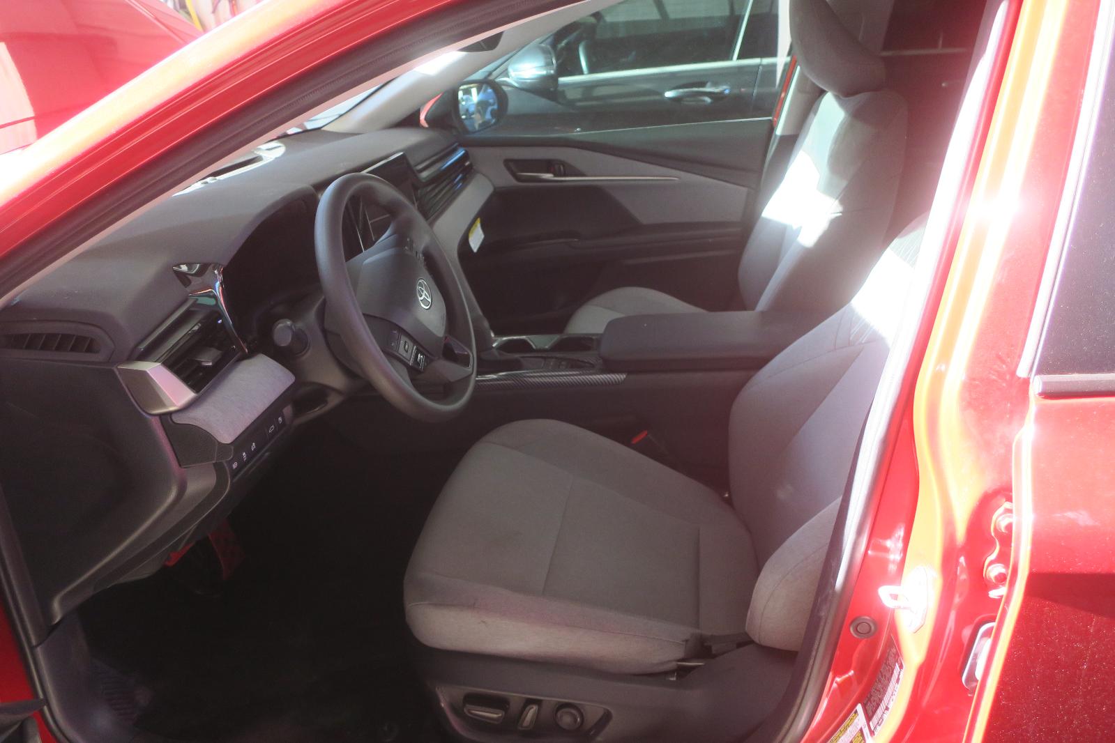 2025 Toyota Camry -- Photo 5