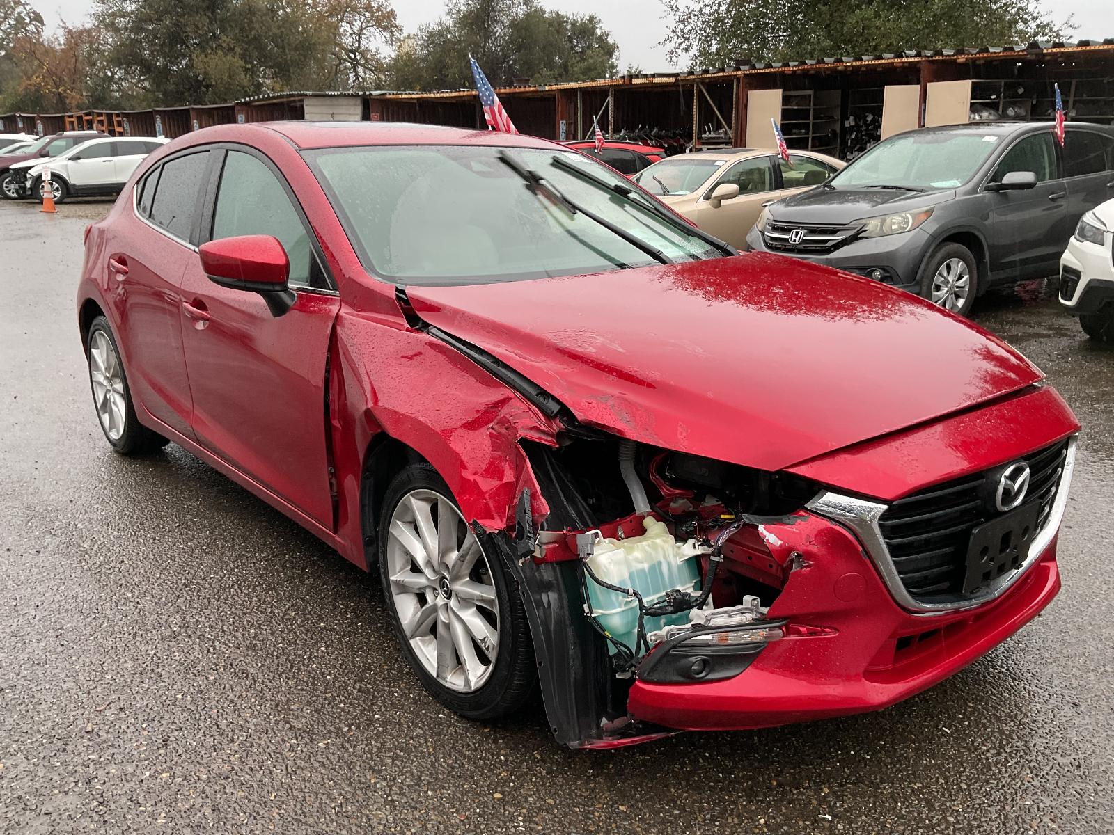 2017 Mazda Mazda3 Grand Touring's photo